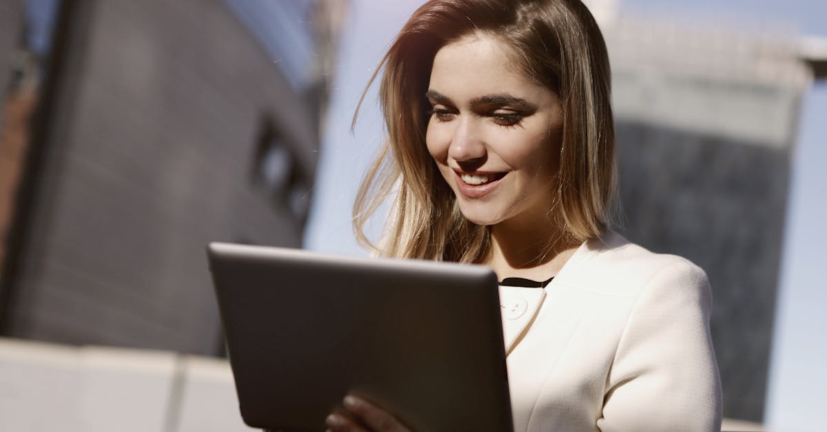 découvrez comment la responsabilité sociale des entreprises façonne un avenir durable en intégrant des pratiques éthiques et responsables. explorez des stratégies pour allier performance économique et impact positif sur la société et l'environnement.