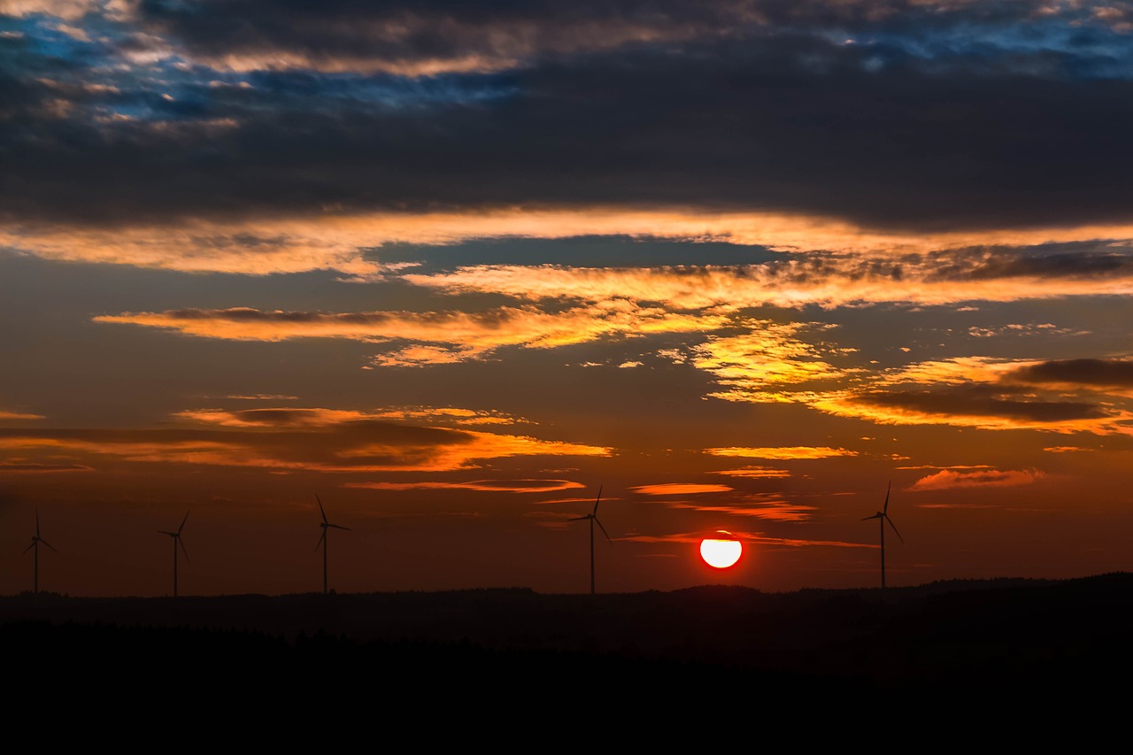 découvrez les avantages de l'énergie renouvelable, une solution durable pour réduire notre empreinte carbone et préserver l'environnement. informez-vous sur les différentes sources d'énergie verte telles que l'énergie solaire, éolienne et hydraulique, et apprenez comment elles contribuent à un avenir plus propre et plus durable.