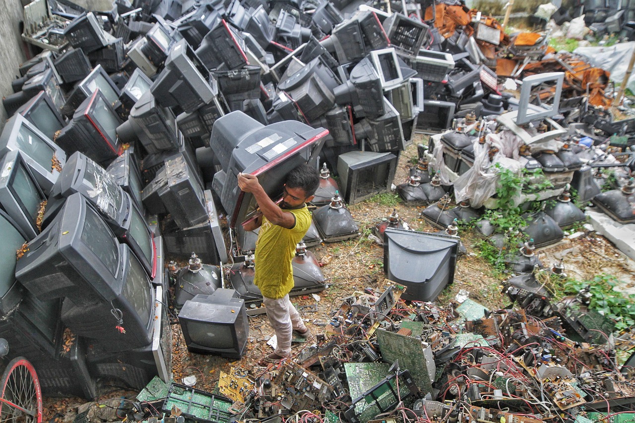 découvrez nos solutions innovantes pour la gestion des déchets, qui favorisent le recyclage, la réduction des déchets et la durabilité. optimisez votre impact environnemental et participez à un avenir plus propre grâce à des stratégies de gestion des déchets efficaces.