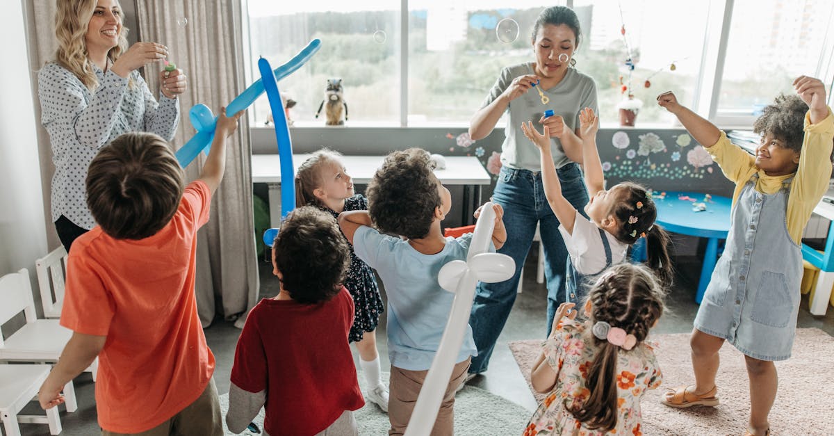 découvrez comment l'éducation à l'énergie façonne notre avenir durable. apprenez les enjeux liés à la consommation énergétique, explorez des solutions innovantes et engagez-vous pour un monde plus vert grâce à nos ressources et formations sur l'énergie.