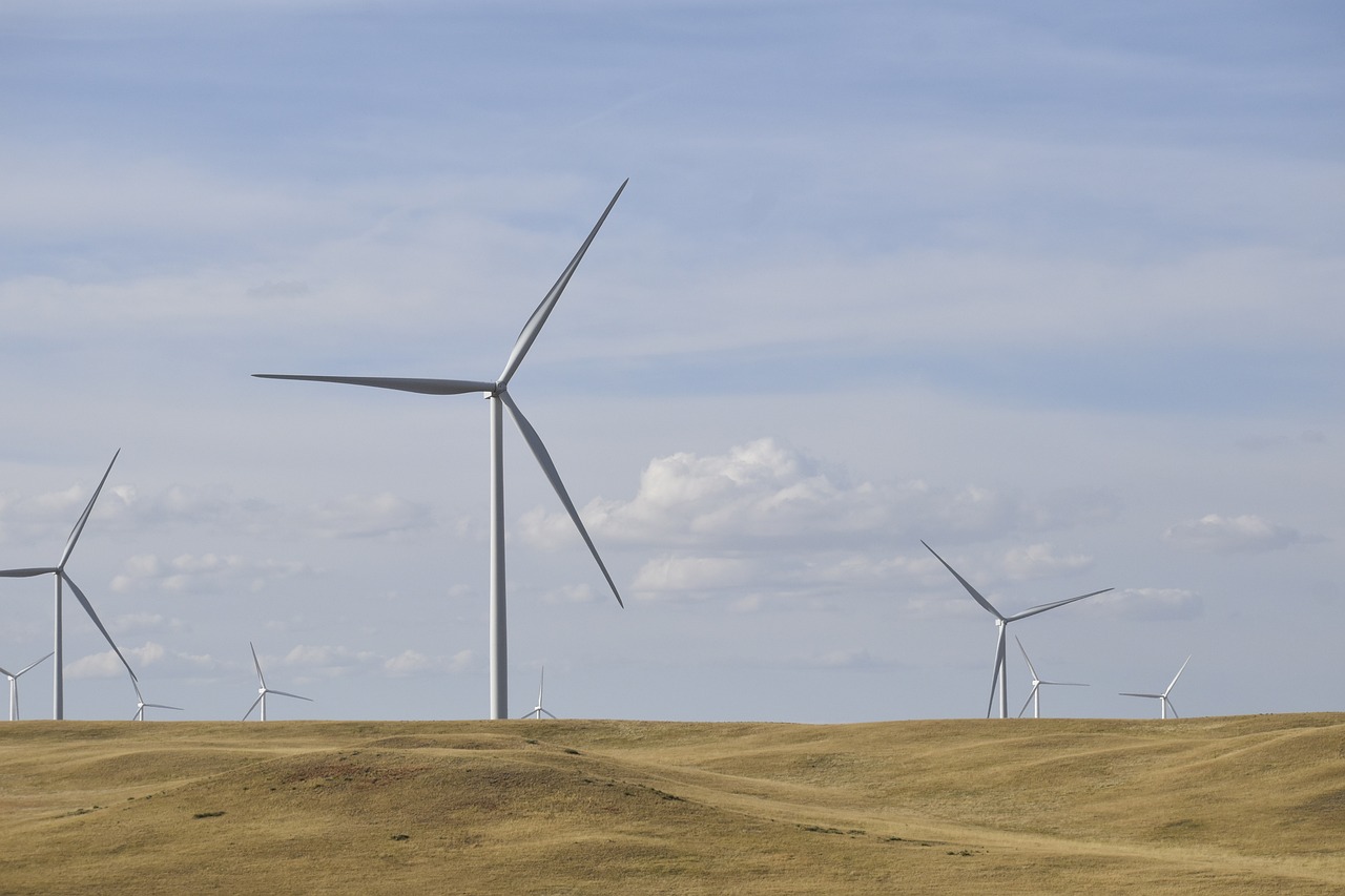 découvrez comment la transition énergétique transforme notre façon de consommer et de produire de l'énergie, en favorisant des solutions durables et innovantes pour un avenir plus vert.