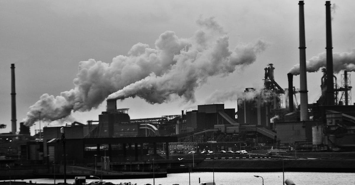 découvrez les causes, les conséquences et les solutions à la pollution de l'air. explorez comment cette problématique mondiale affecte notre santé, notre environnement et notre qualité de vie, et apprenez des actions concrètes pour contribuer à un air plus pur.