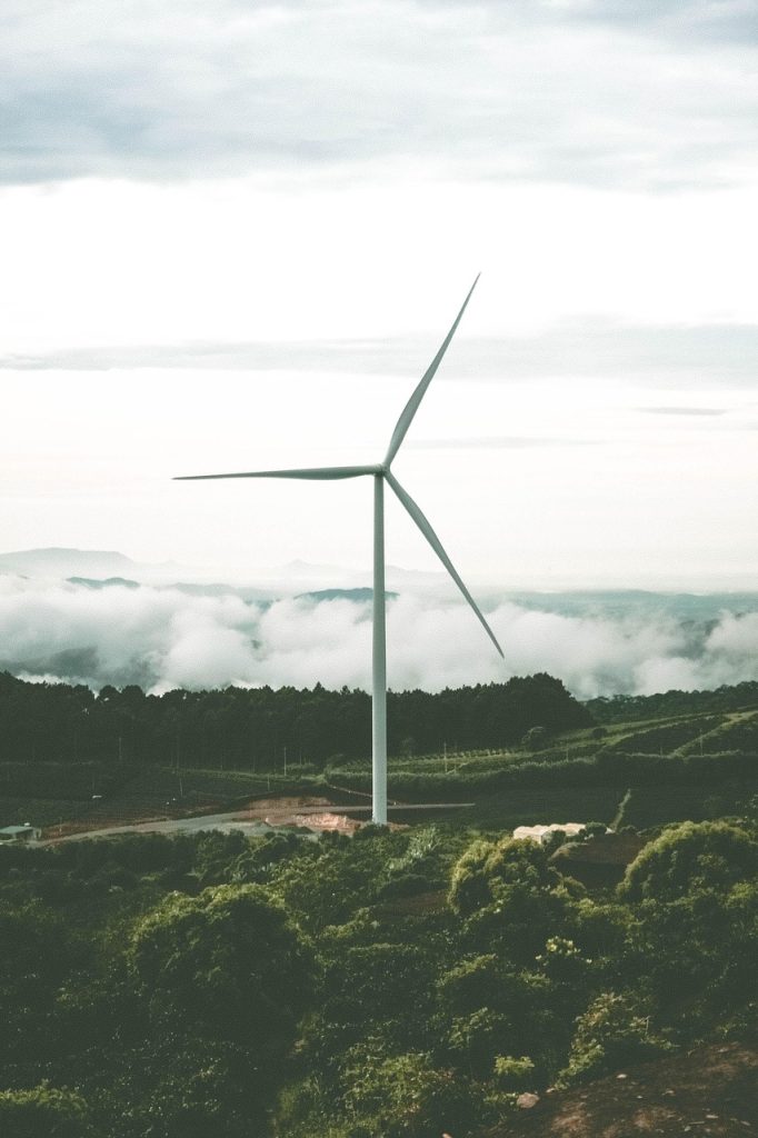 découvrez les avantages des énergies renouvelables, une solution durable pour un avenir plus vert. apprenez comment l'énergie solaire, éolienne et hydraulique transforme notre monde tout en réduisant notre empreinte carbone.