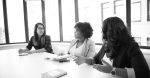 découvrez l'importance de la collaboration dans le monde professionnel. apprenez comment travailler ensemble peut booster la créativité, améliorer la productivité et renforcer les relations au sein de votre équipe. explorez des stratégies efficaces pour favoriser un environnement de collaboration réussi.
