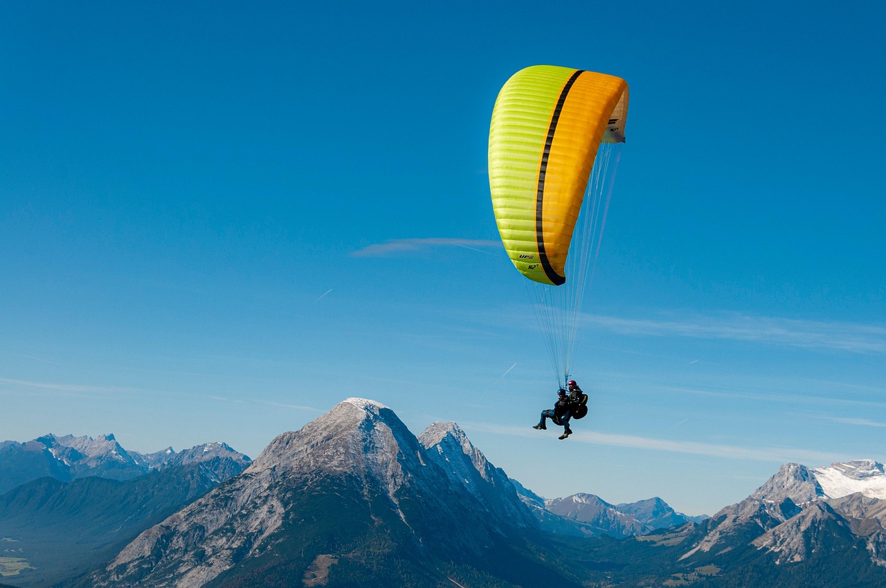 découvrez les alpes, une chaîne de montagnes majestueuse offrant des paysages époustouflants, des activités de plein air et une richesse culturelle unique.