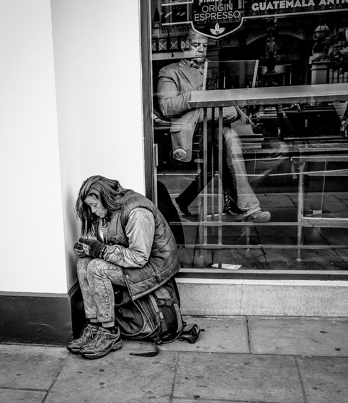 d&eacute;couvrez les causes, cons&eacute;quences et solutions aux in&eacute;galit&eacute;s sociales, &eacute;conomiques et &eacute;ducatives dans notre soci&eacute;t&eacute; actuelle.